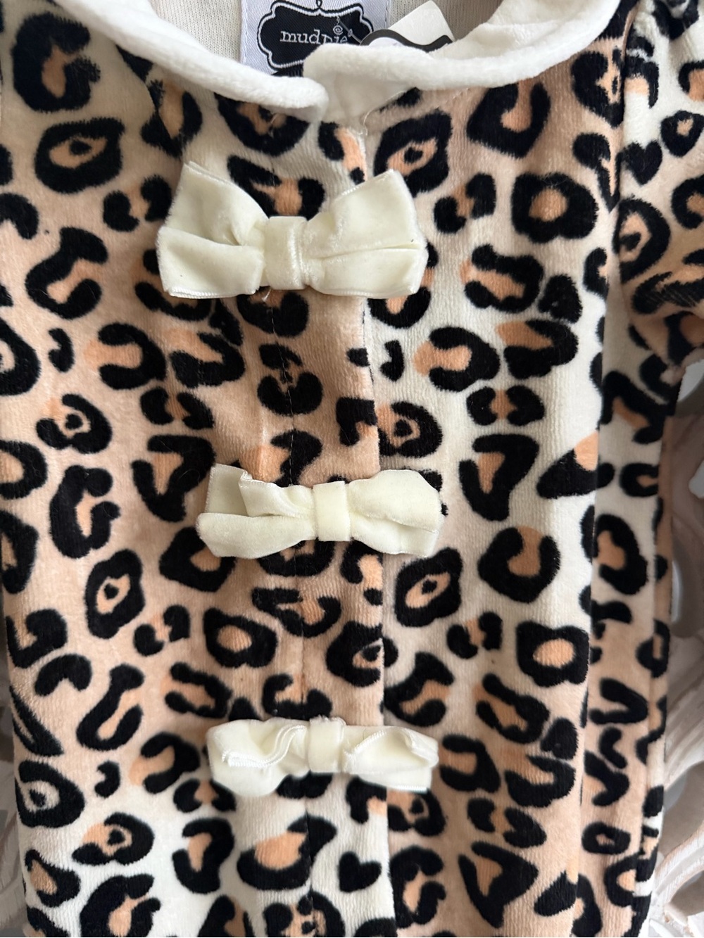 Mudpie NWT Leopard Print Fleece Baby One-Piece, 0-6M - Picture 3 of 6